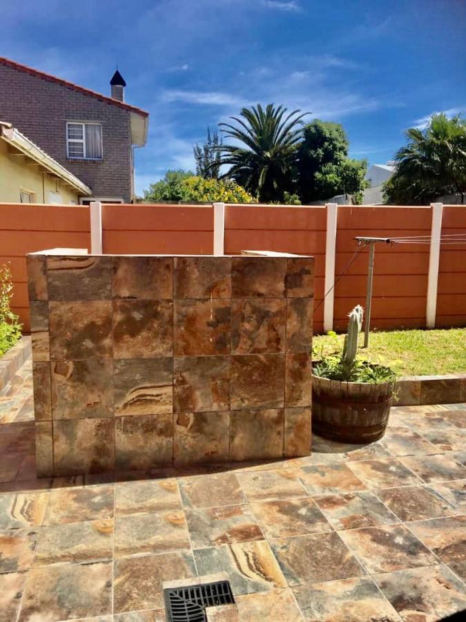 Beautiful Apartment In Century City Cape Town Exterior photo